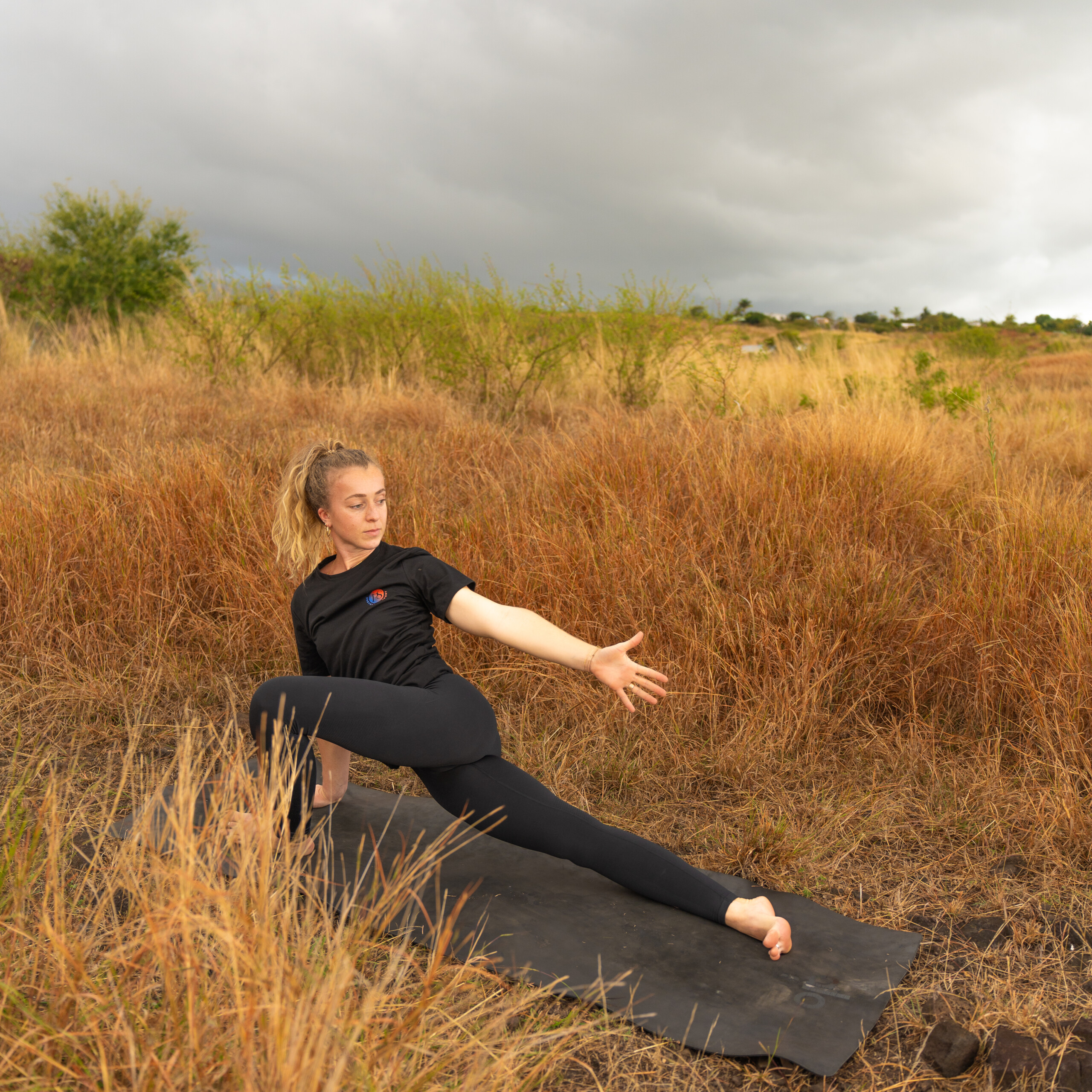 Posture yoga Éléa Vinyasa