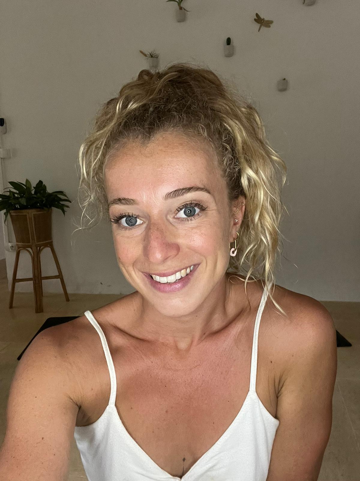 selfie éléa sourire